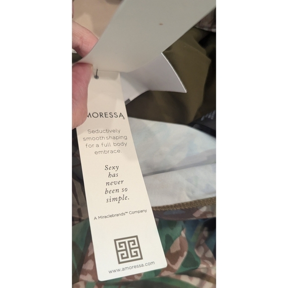 NWT Amoressa By Miraclesuit Cameroon One Shoulder One Piece Swimsuit Size 8 - Picture 7 of 12